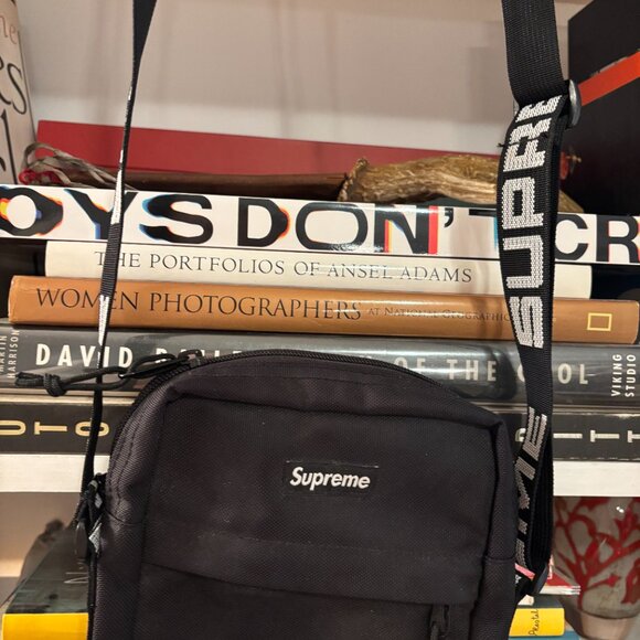 Supreme SS 18 shoulder bag - Picture 3 of 5